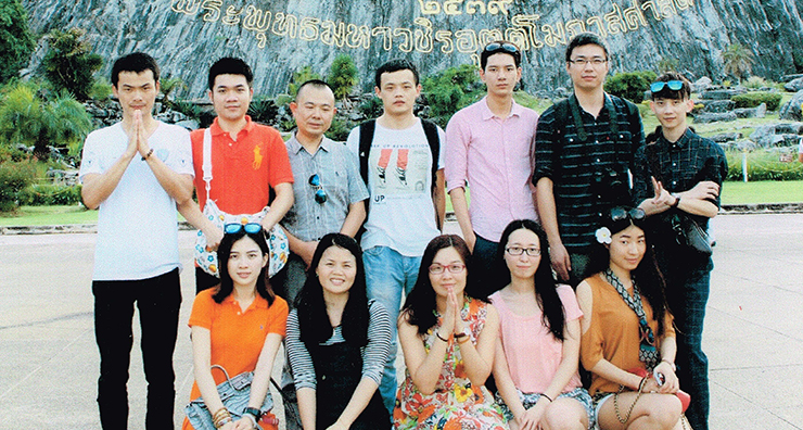 圓桌展覽團(tuán)隊(duì)風(fēng)采