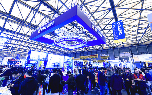 如何確保深圳展會(huì)設(shè)計(jì)搭建主題符合客戶需求？