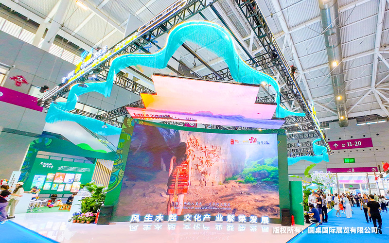 香港展會搭建公司如何平衡色彩和造型來吸引觀眾？