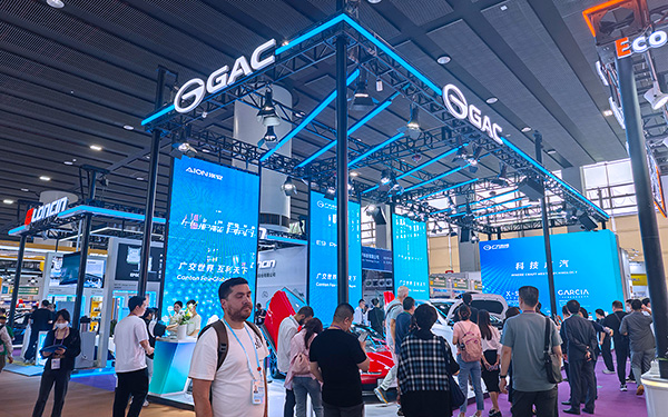 參展商是如何打造個性化的深圳會展設(shè)計(jì)風(fēng)格？