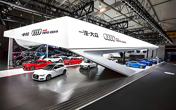 在深圳展臺布置中，如何將功能布局做得清晰順捷？