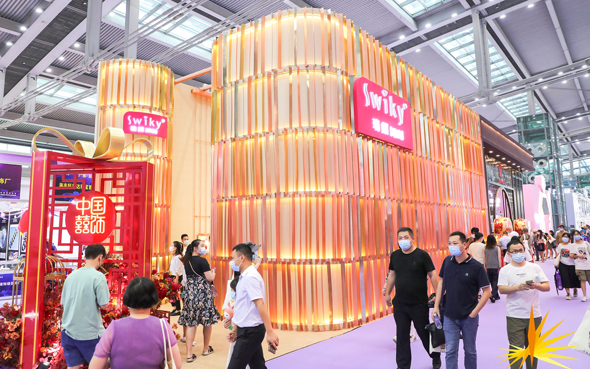 在深圳展臺設(shè)計布局中，做到無縫銜接功能區(qū)