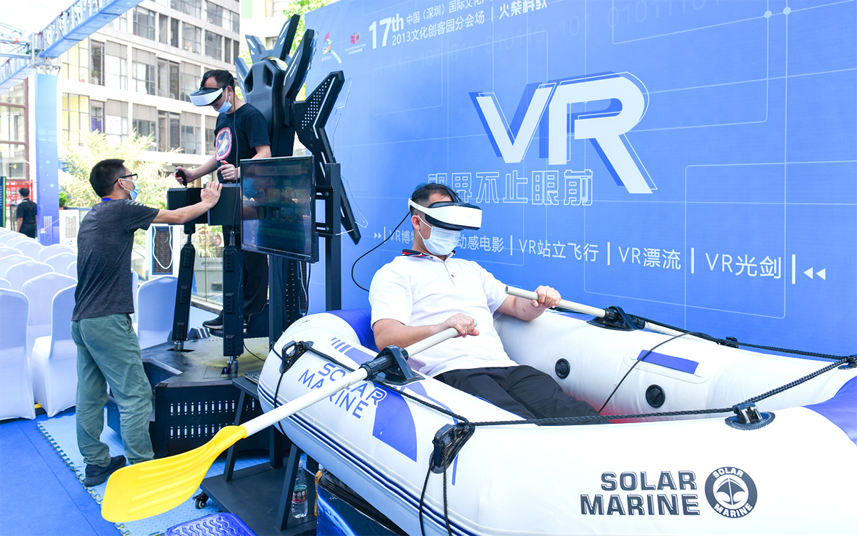 在深圳展臺(tái)布置中，提煉品牌的核心視覺(jué)符號(hào)